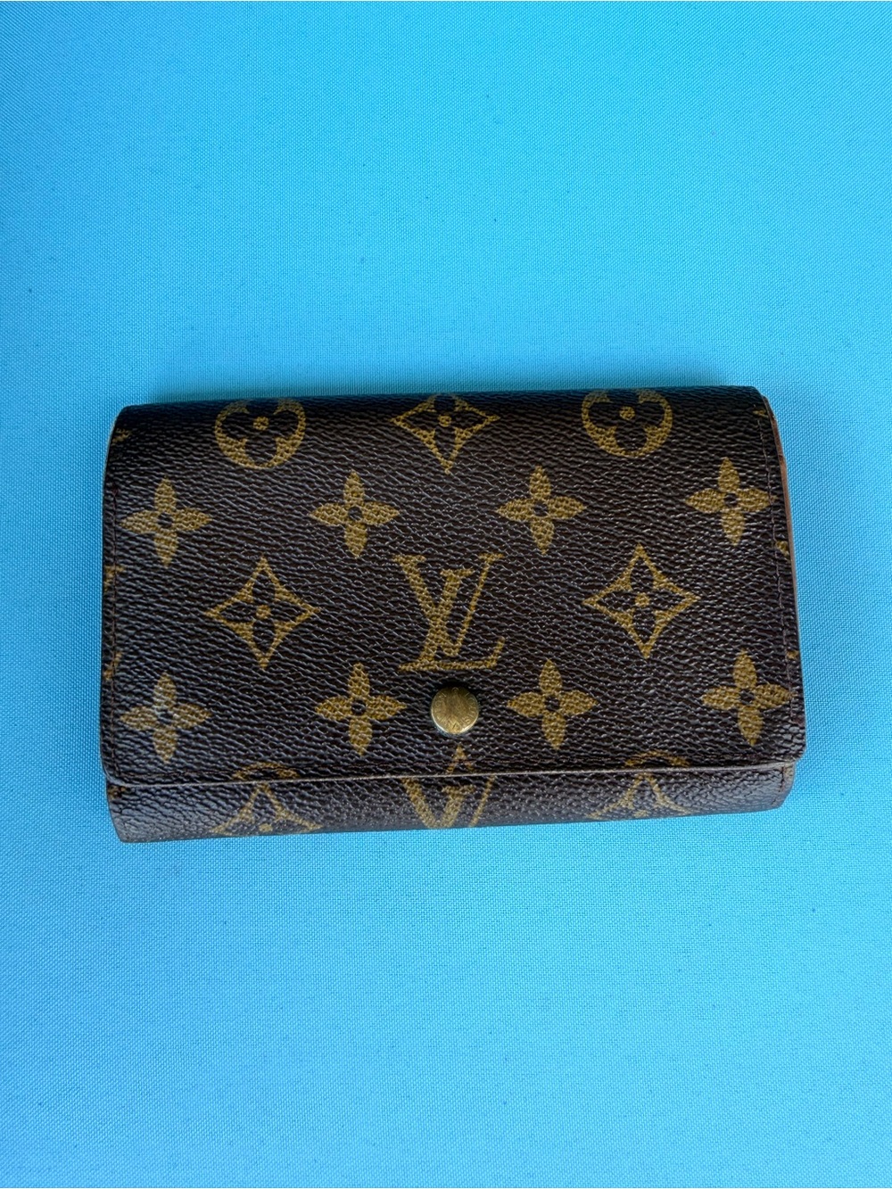 Louis Vuitton Monogram Snap Card Holder in Brown and Gold